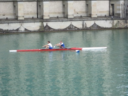 22 pair out for a Friday evening row